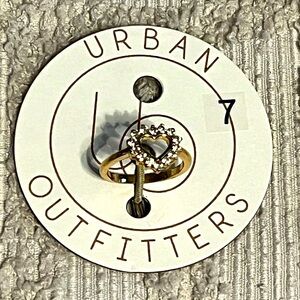 Urban outfitters heart ring size 7 NWT